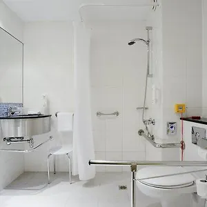 https://holiday-inn-express-alcobendas-hotel.besthotelstoledo.com